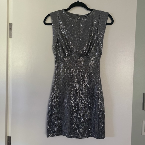 Zara evening dress in silver - NWOT - Small - Picture 5 of 10